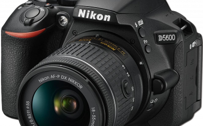 Nikon D5600 + AF-P DX 18 – 55 mm VR